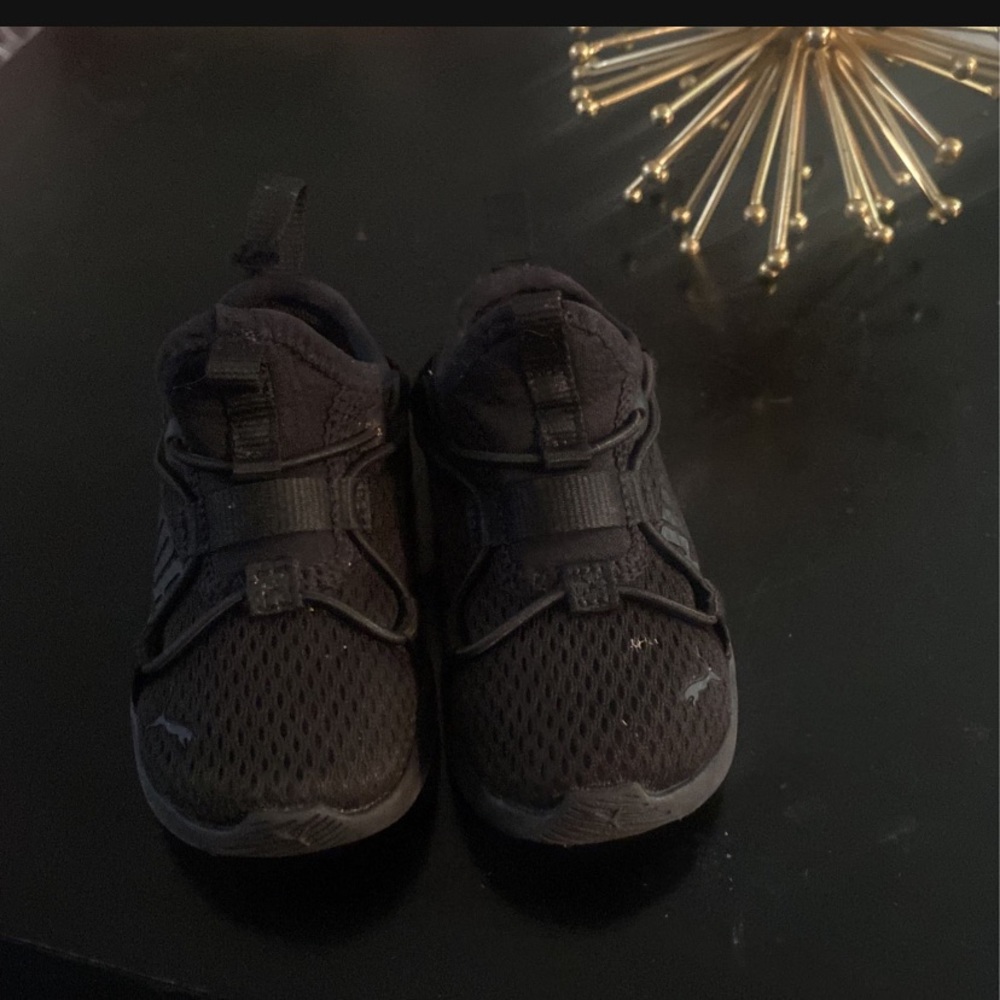 Baby shoes